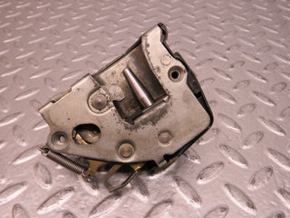 31083 Mercedes-Benz W123 200D Front Left Door Lock Mechanism 1237230108