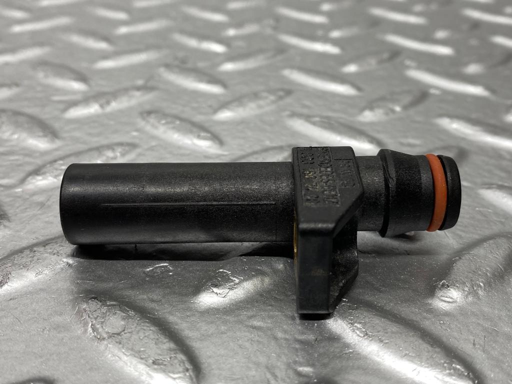 24897 Mercedes-Benz W140 S320 Crankshaft Position Sensor Bosch 0281002124