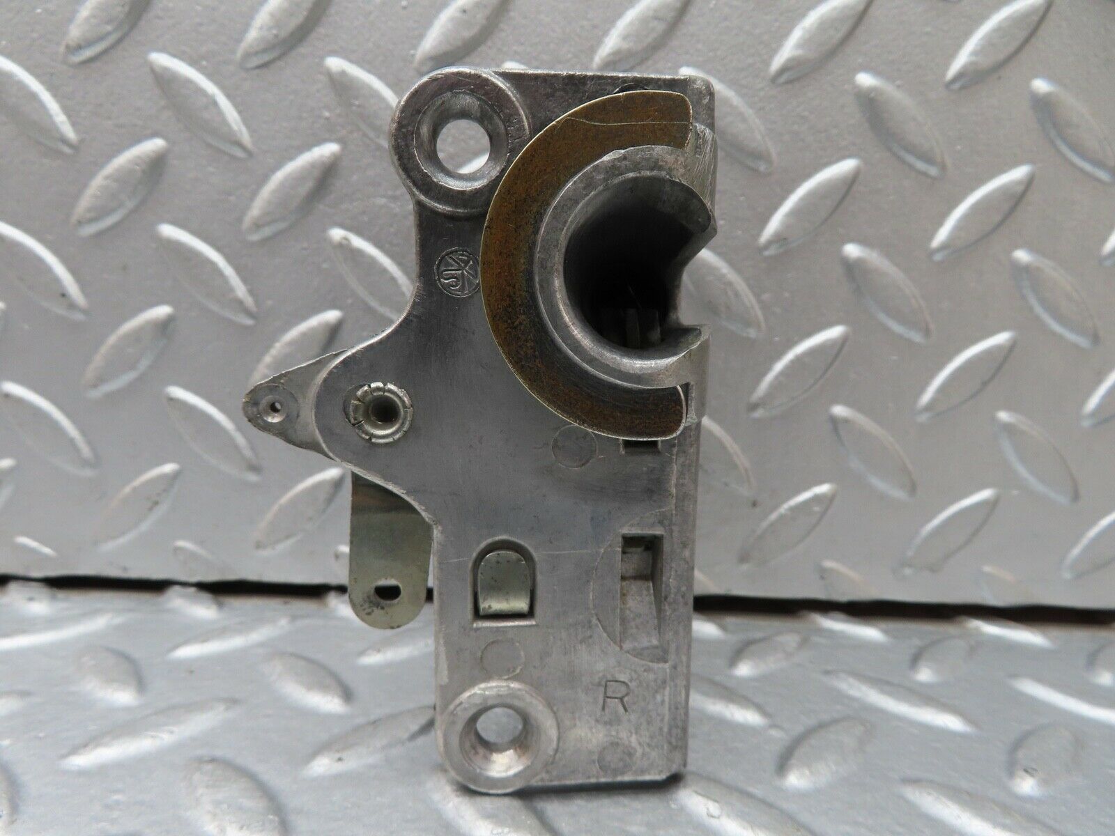 18626 Mercedes-Benz W120 W121 Ponton Right Door Lock Mechanism