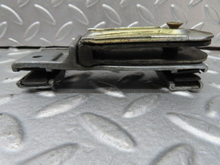 16928 Mercedes-Benz C123 280CE Coupe Door Glass Fixing Clip Left 1237250132