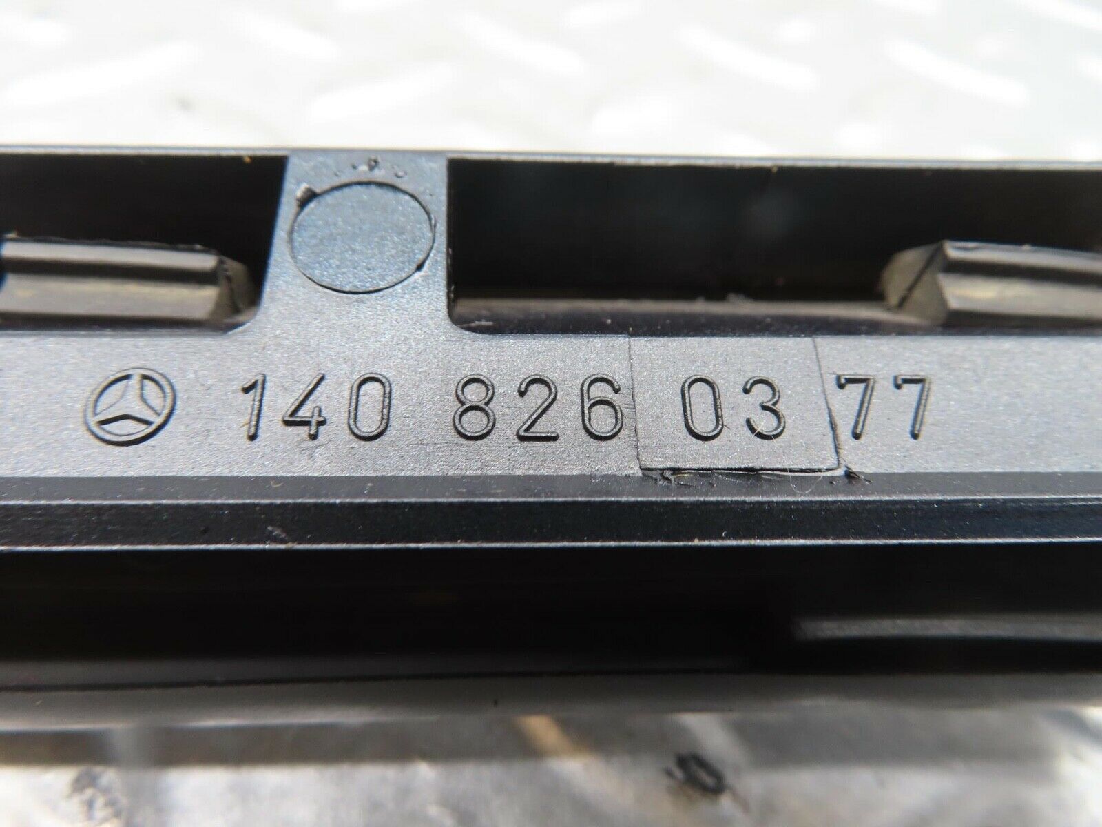 14995 Mercedes-Benz W140 S320 Headlight Lower Trim Left Side 1408260377