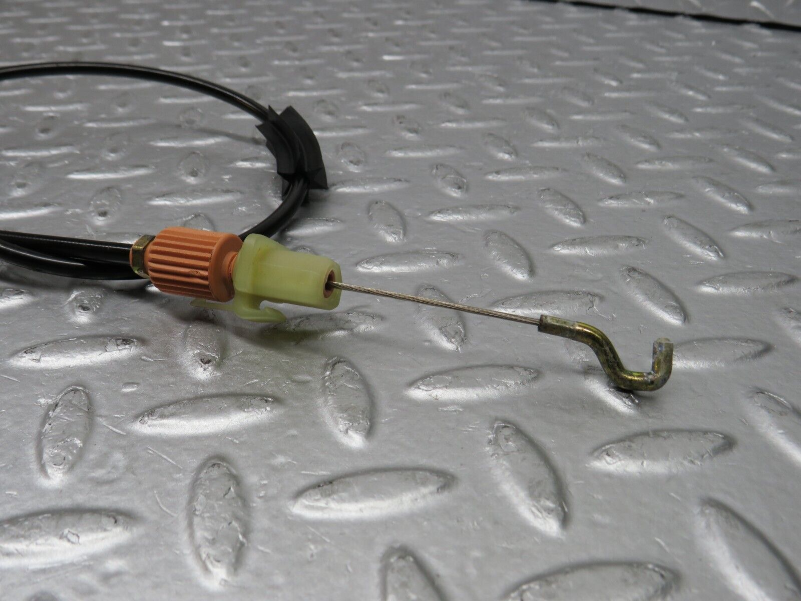 38476 Mercedes-Benz R129 280SL Coupe Door Lock Cable