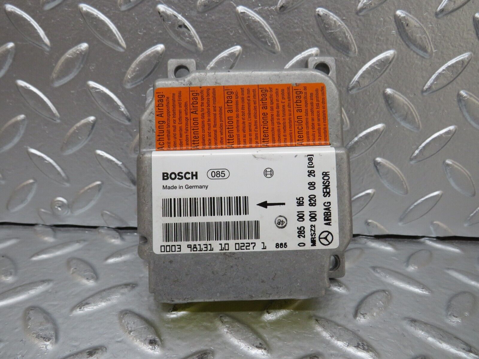 24852 Mercedes-Benz W140 S320 Airbag Sensor Bosch 0285001165