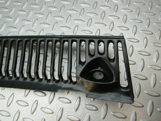W115 external air ventilation grille used OEM