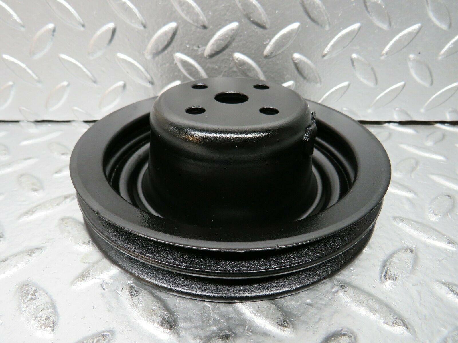 23312 Mercedes-Benz W116 350SE Water Pump Pulley