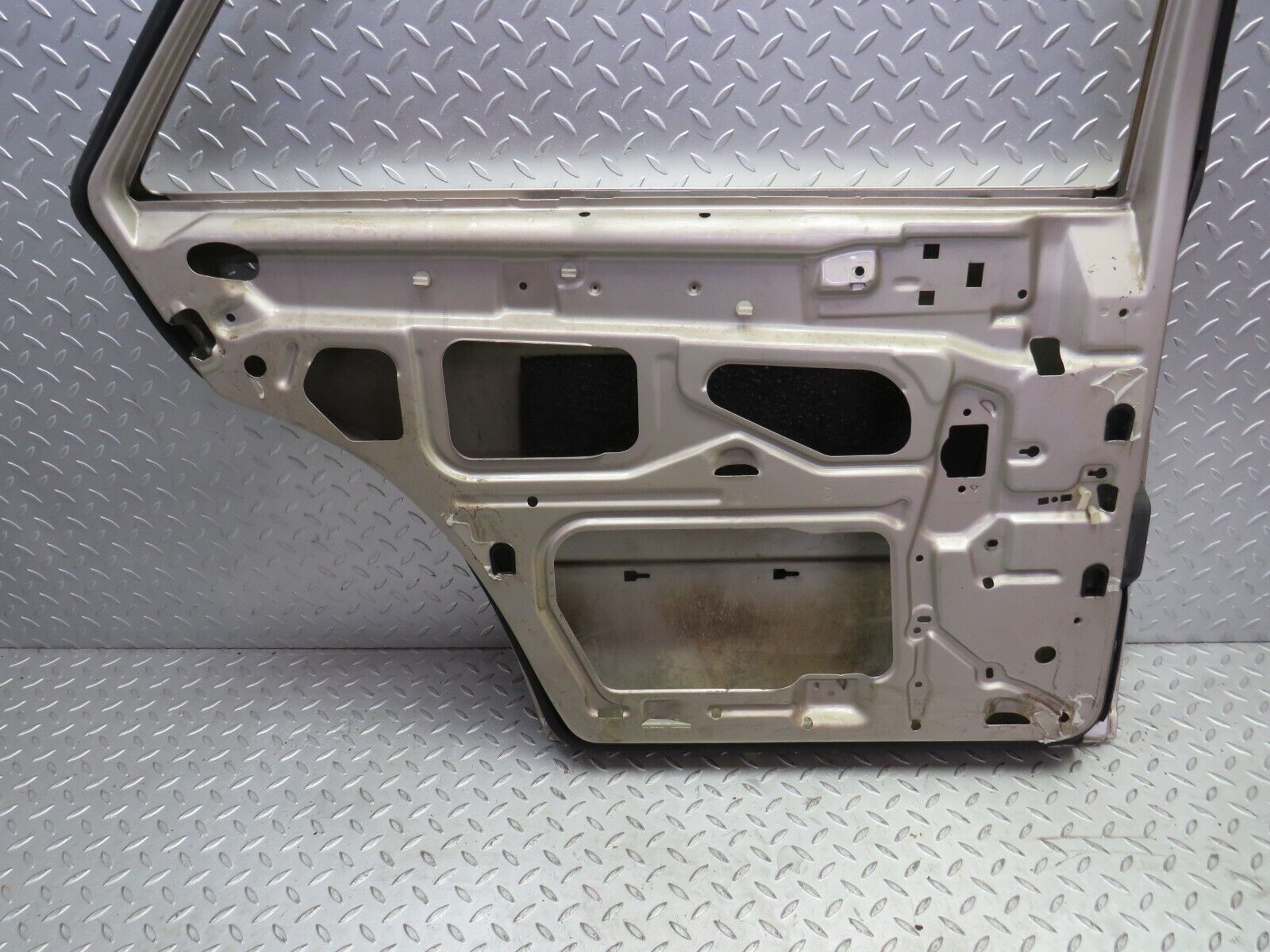 36767 Mercedes-Benz W201 190E 2.0L Rear Left Door