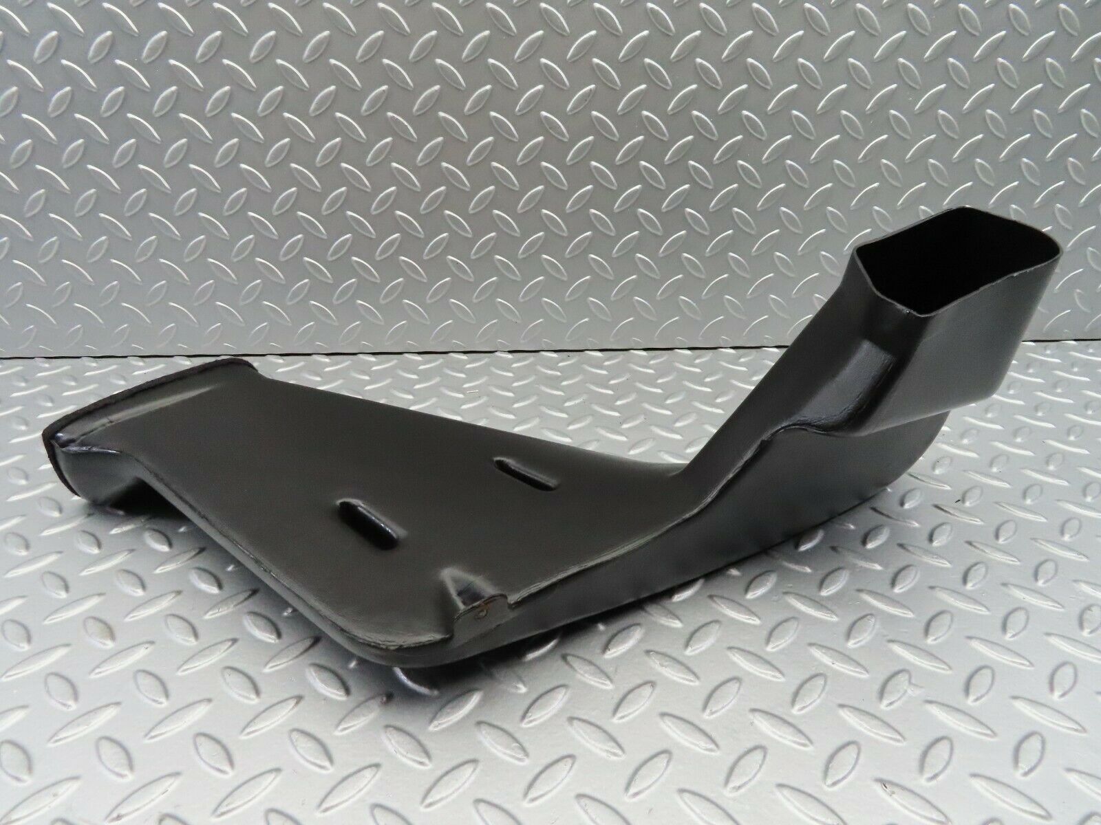 6498 Mercedes-Benz S124 E220 Wagon Heater Air Duct Vent Left Side 1248310146