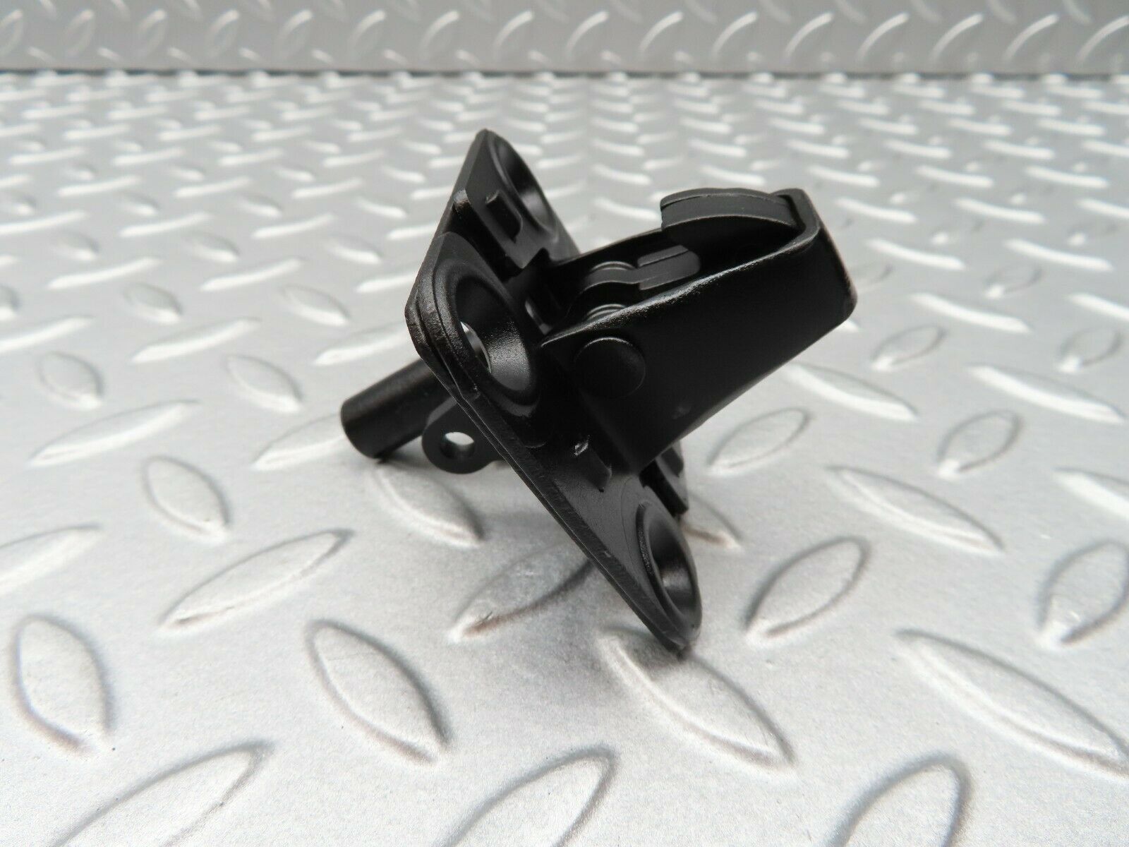 5146 Mercedes-Benz R107 350SL Coupe Bonnet Lock Catch