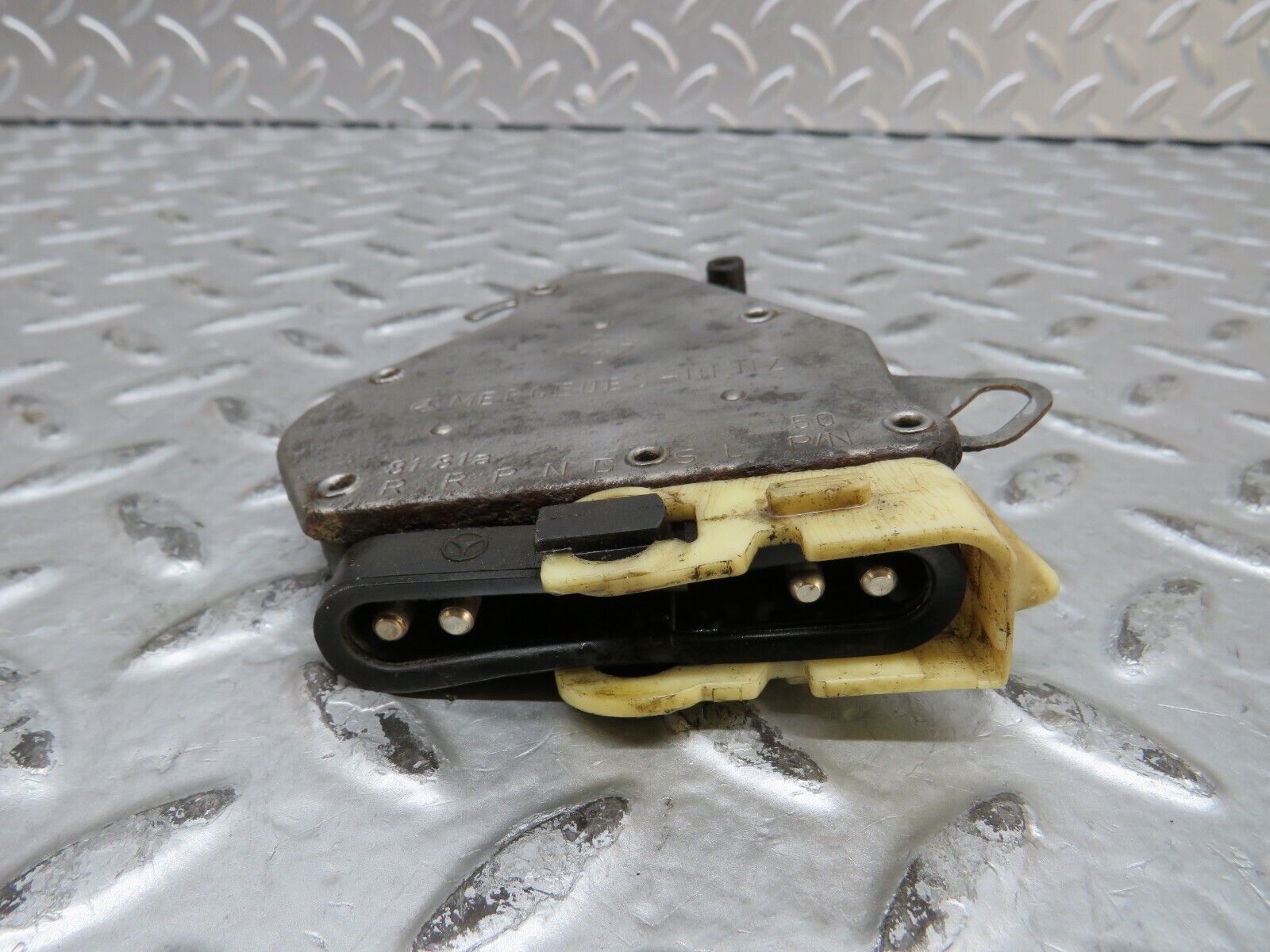 29208 Mercedes-Benz W123 280E Reverse Light Switch 1235401945 1235450142