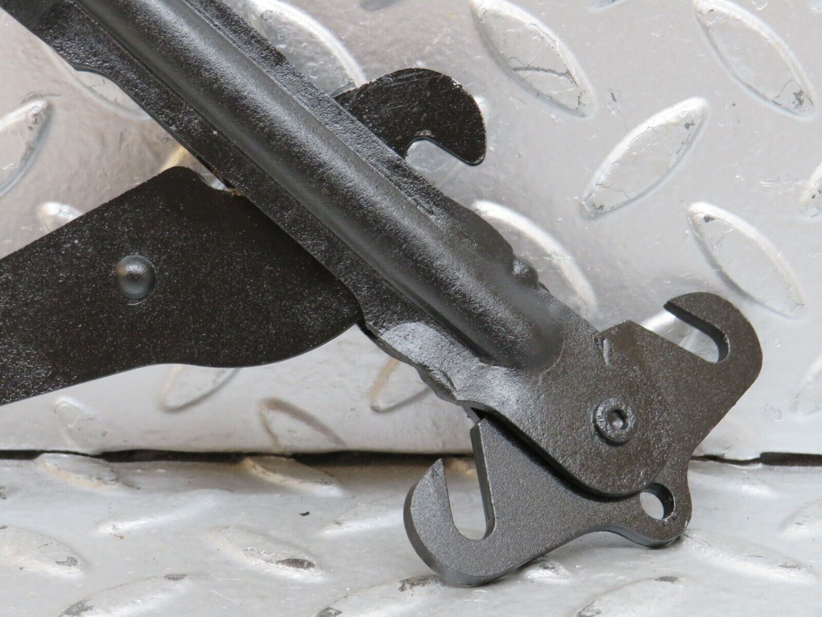 28376 Mercedes-Benz S123 240D Wagon Handbrake Adjusting Handbrake Regulator