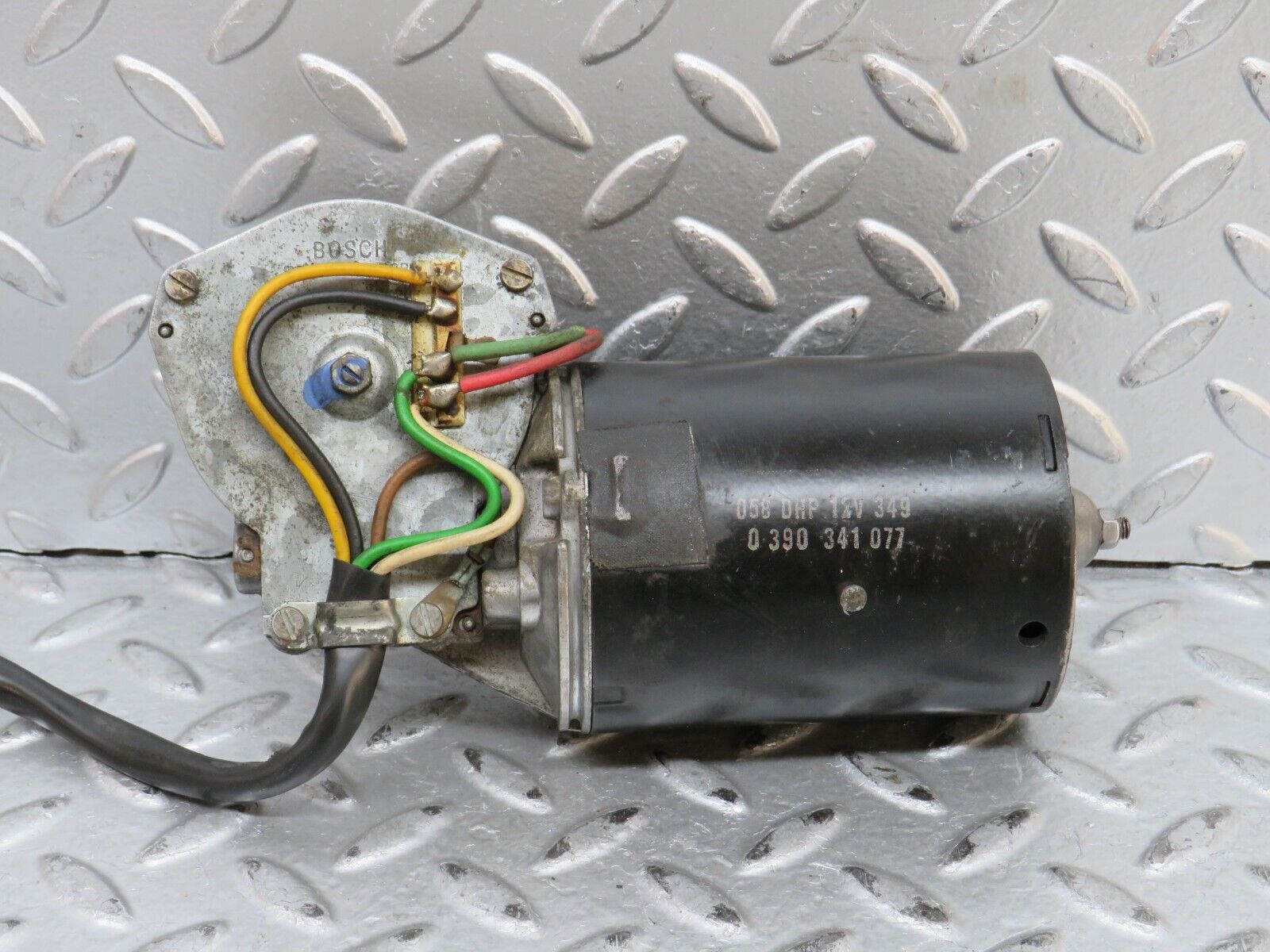 28481 Mercedes-Benz S123 240D Wagon Wiper Motor Bosch 0390341077