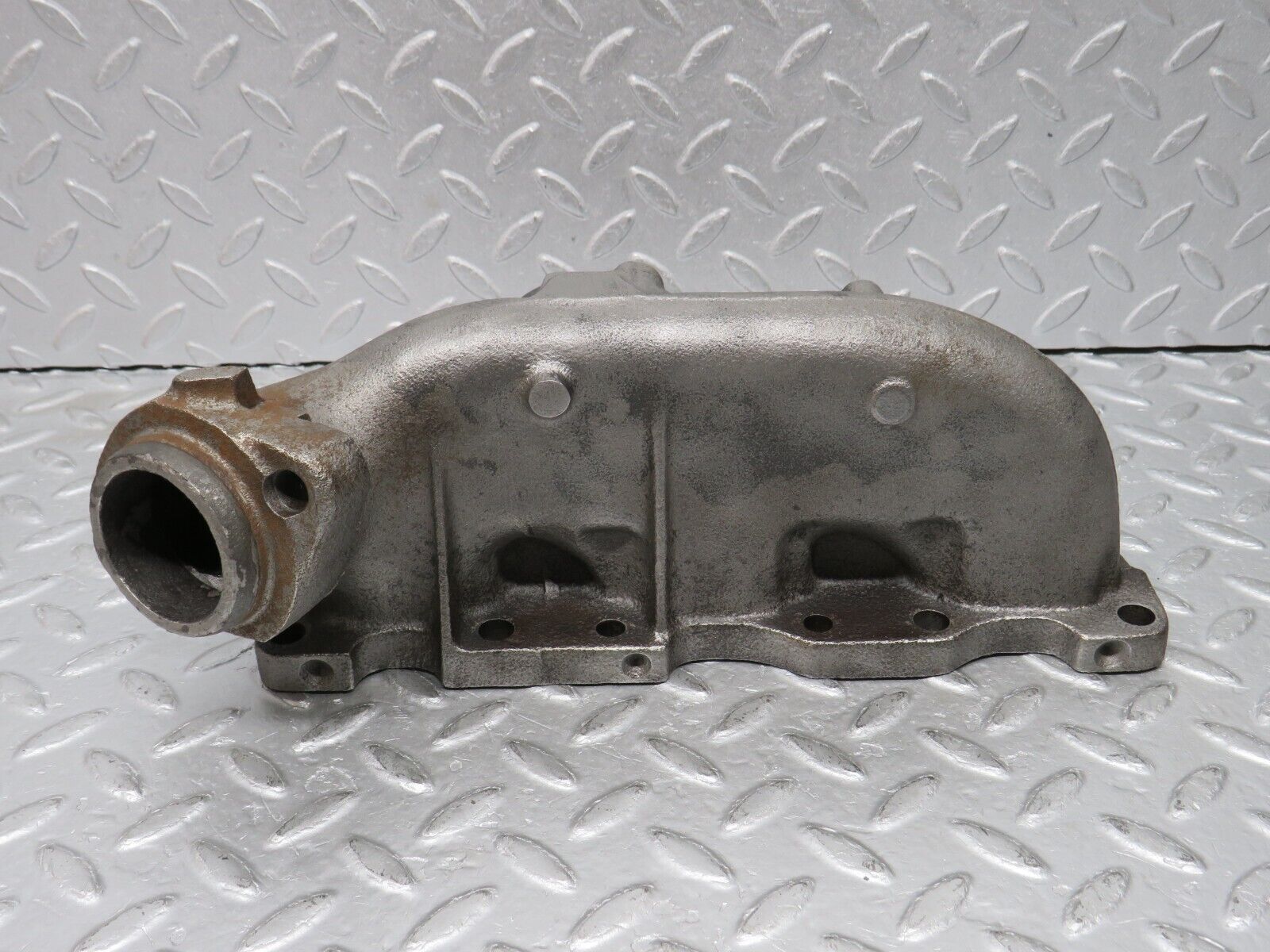 38159 Mercedes-Benz A124 320E Cabriolet Exhaust Manifold 4-6 1041423601