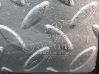 27223 Mercedes-Benz W123 280E Rear Right Quarter Window Glass 1237350224