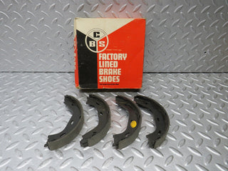 W123 rear axle brake shoes set used OEM