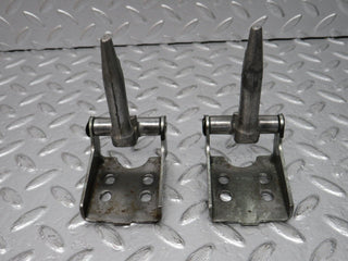 32556 Mercedes-Benz S124 300TE Wagon Rear Seat Hinge