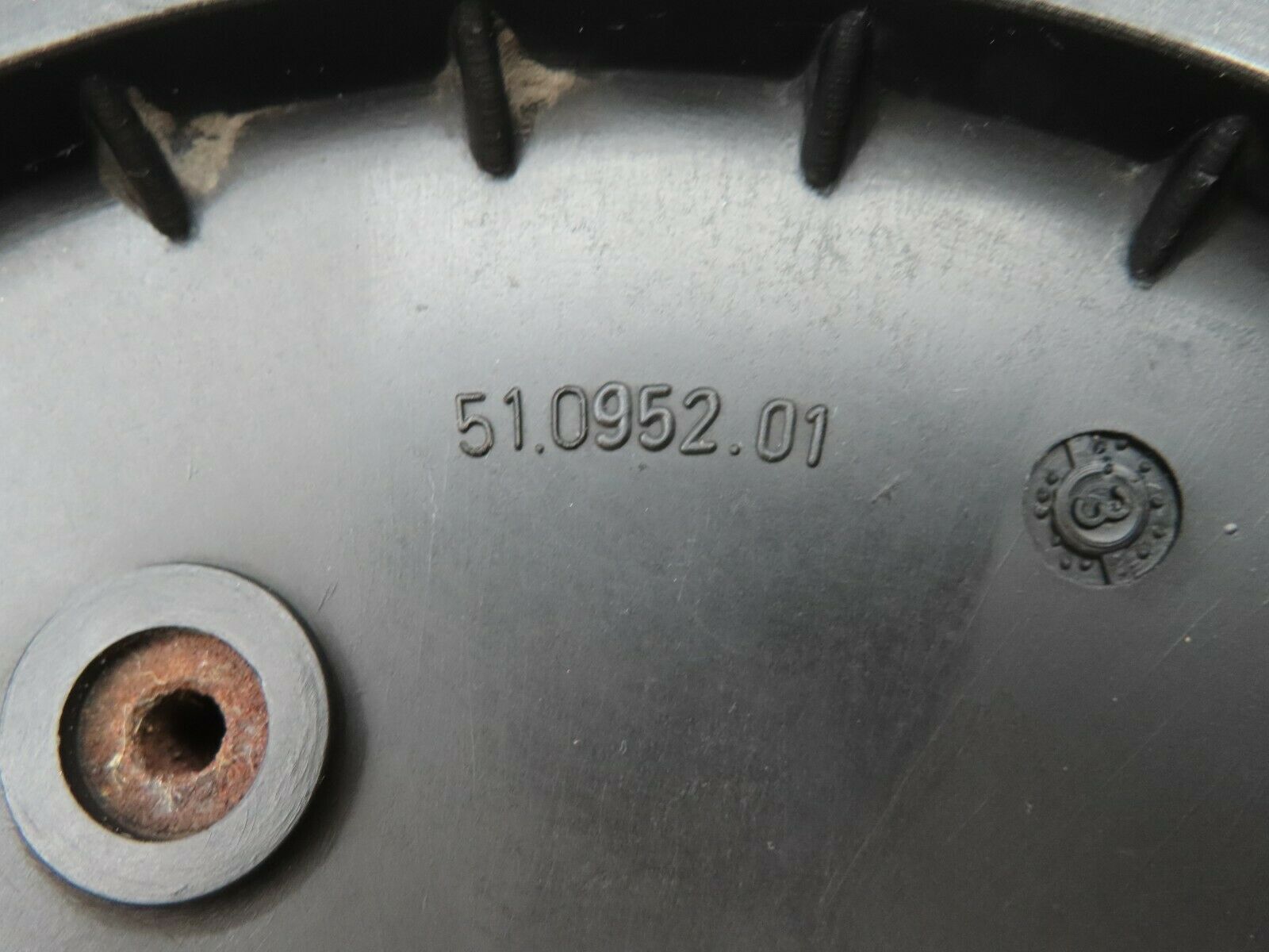 3912 Mercedes-Benz S123 200T Wagon Engine Cooling Fan 1022050306