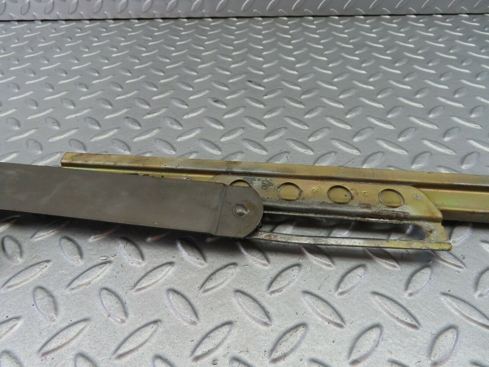 7938 Mercedes-Benz W115 220D Rear Left Manual Window Regulator