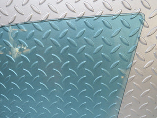 34972 Mercedes-Benz W210 320E Front Right Door Window Glass