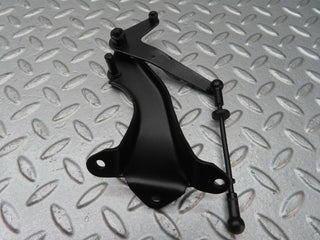 13160 Mercedes-Benz W111 220S Throttle Linkage