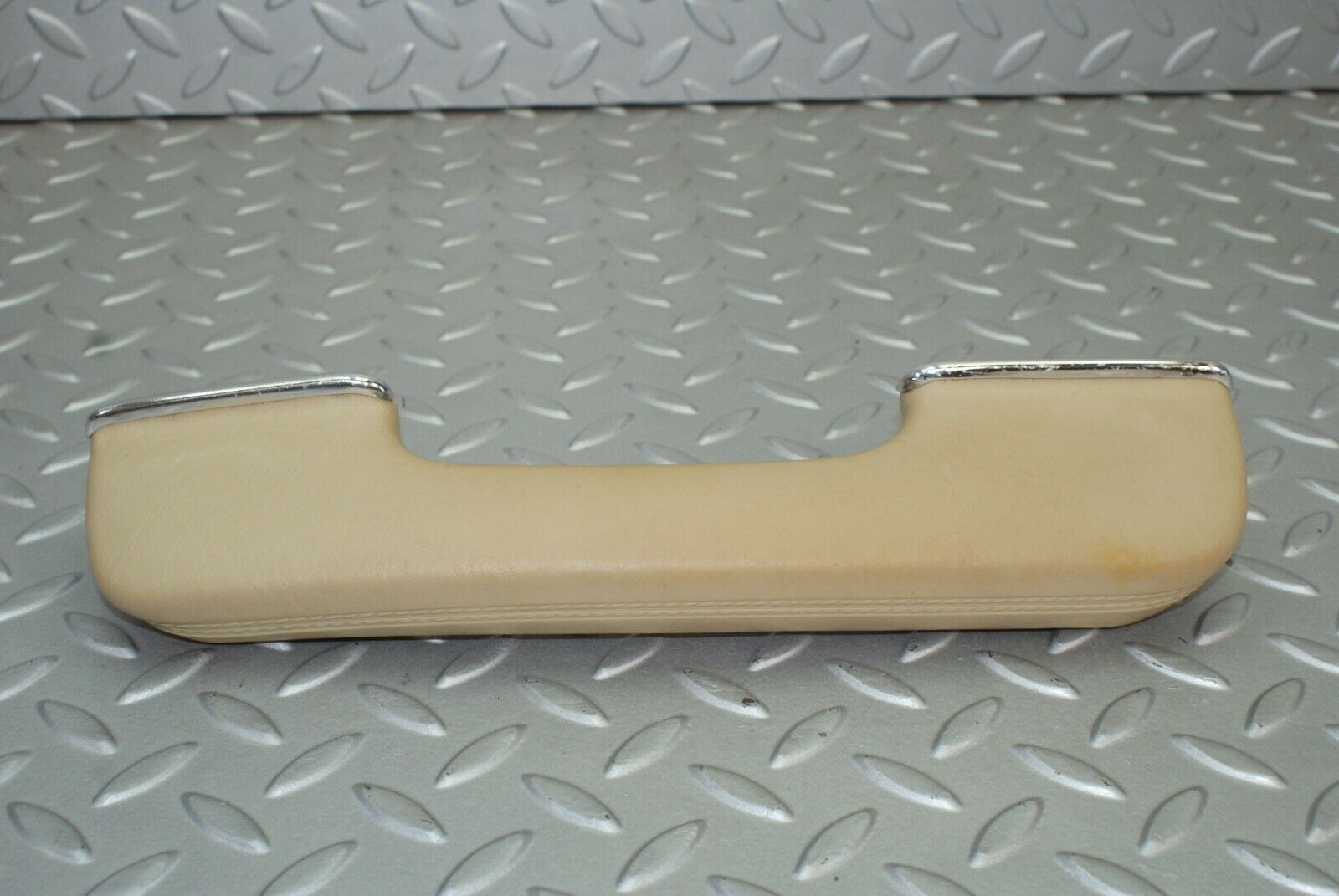 2741 Mercedes-Benz C123 280CE Coupe Inner Door Handle Front Right 1239702001