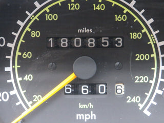 31490 Mercedes-Benz S124 220TE Wagon Instrument Cluster 1244400447 1245426769