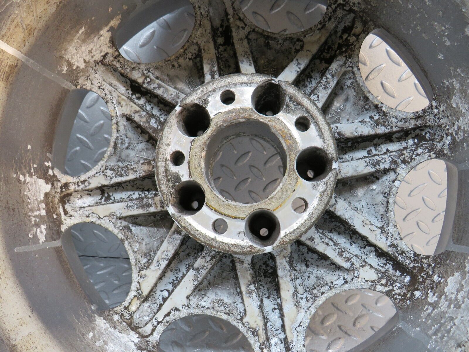 39530 Mercedes-Benz Alloy Wheel Set 8Jx16H2 ET34 1244011402