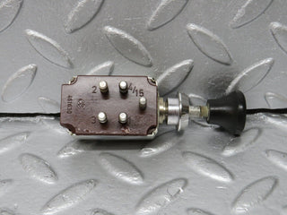 40319 Mercedes-Benz W110 230 Windscreen Wiper Pull Switch 461630