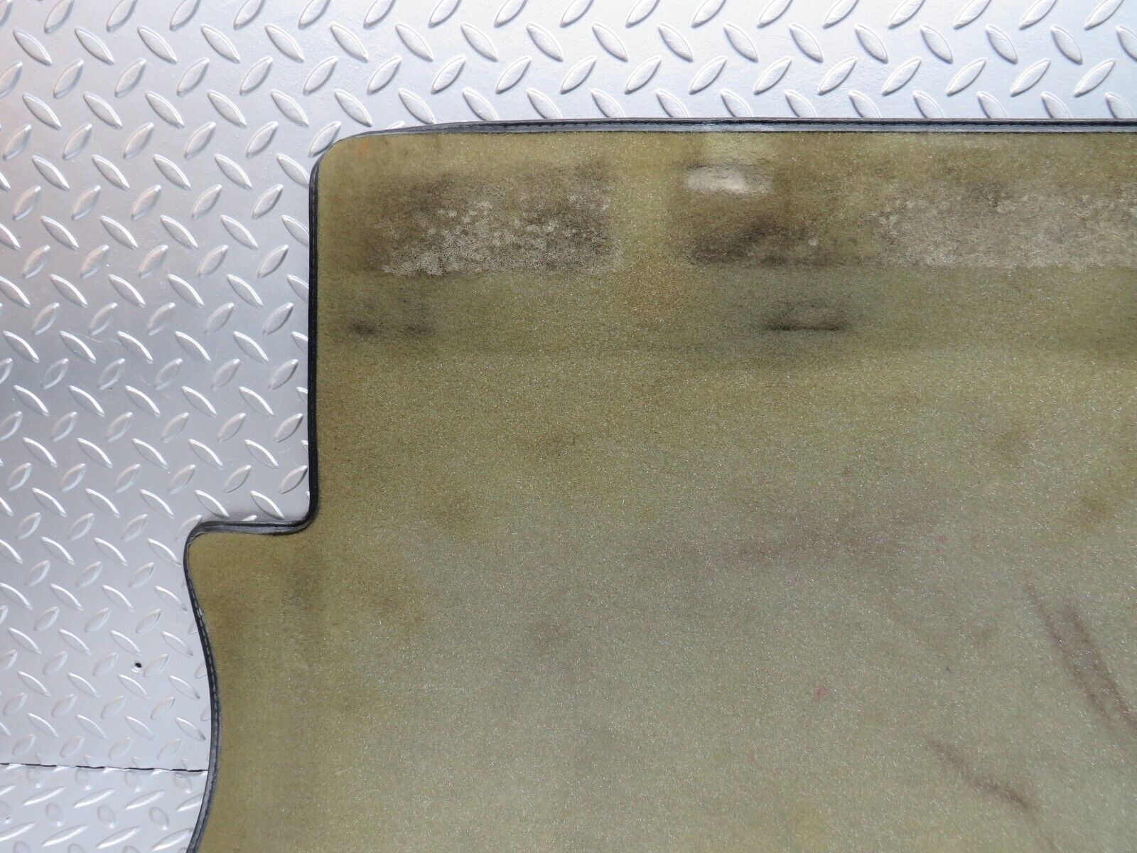 30318 Mercedes-Benz W124 230E Trunk Boot Floor Carpet