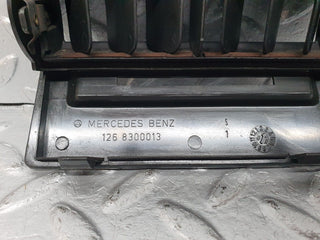 40984 Mercedes-Benz W126 300SE Centre Console Air Vent 1268300013