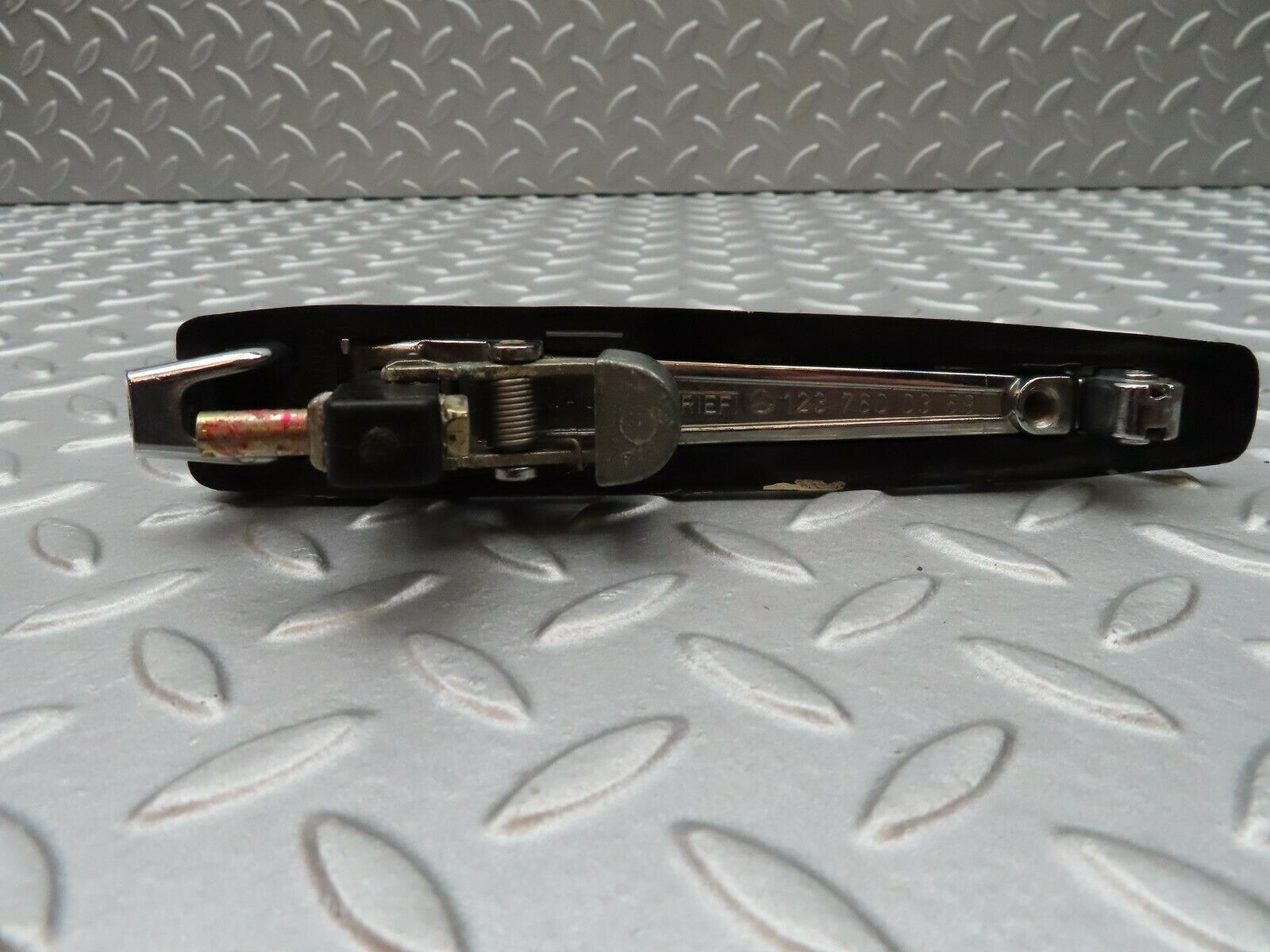 3707 Mercedes-Benz S123 200T Wagon Exterior Door Handle Rear Right 1237600359