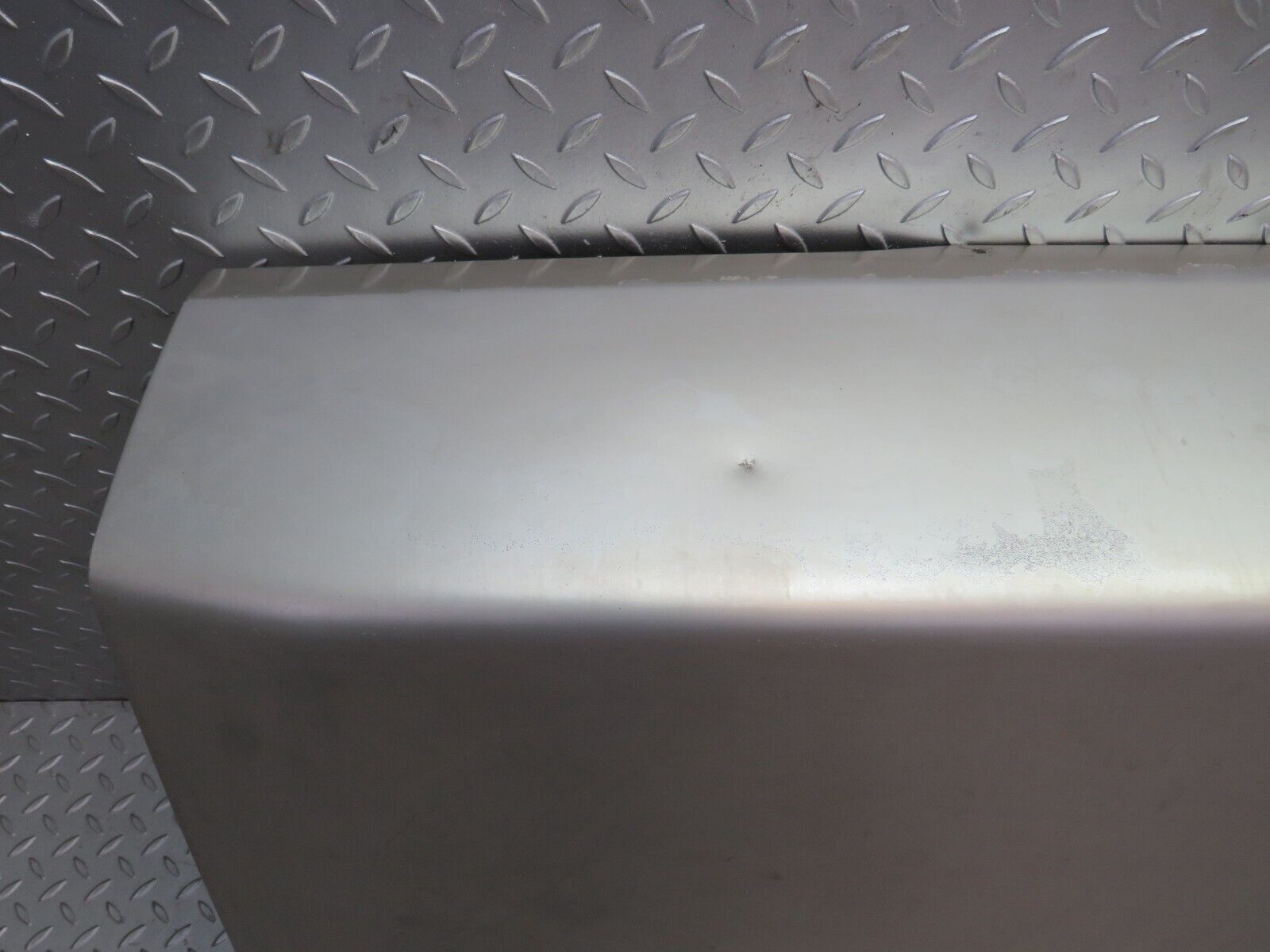 36762 Mercedes-Benz W201 190E 2.0L Boot Lid Trunk Door
