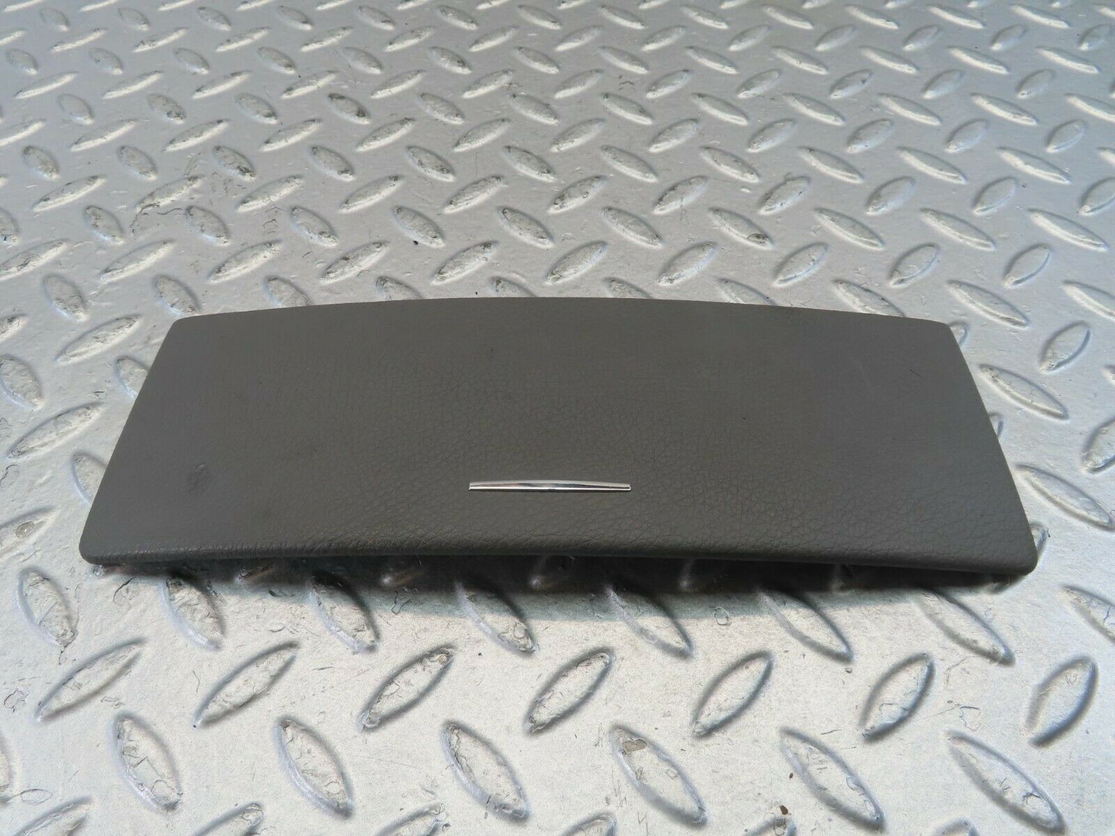 11132 Mercedes-Benz W221 S320 CD Player Cover Panel 2216800378
