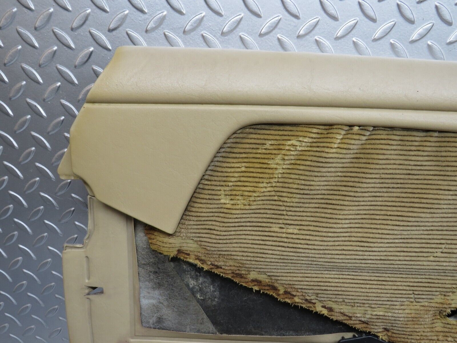 37071 Mercedes-Benz C126 420SEC Coupe Left Door Card Panel 1267270770