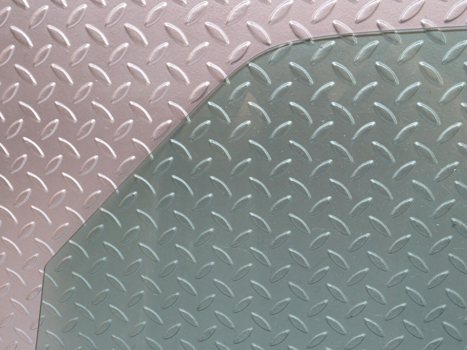 36038 Mercedes-Benz W126 420SE Front Right Door Window Glass