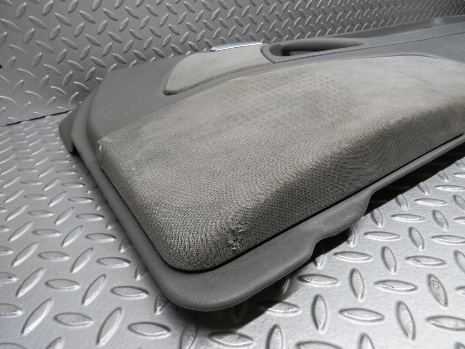 39513 Mercedes-Benz R129 320SL Coupe Door Card Grey Right Side