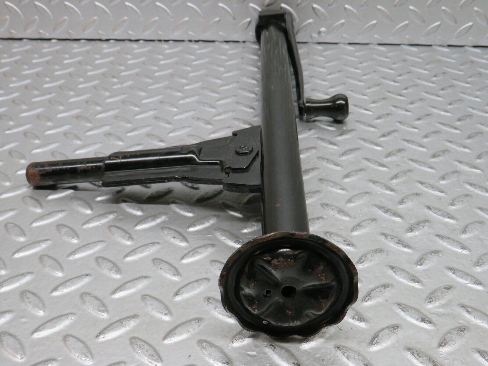 28079 Mercedes-Benz W123 280E Car Jack Ate 1235830315