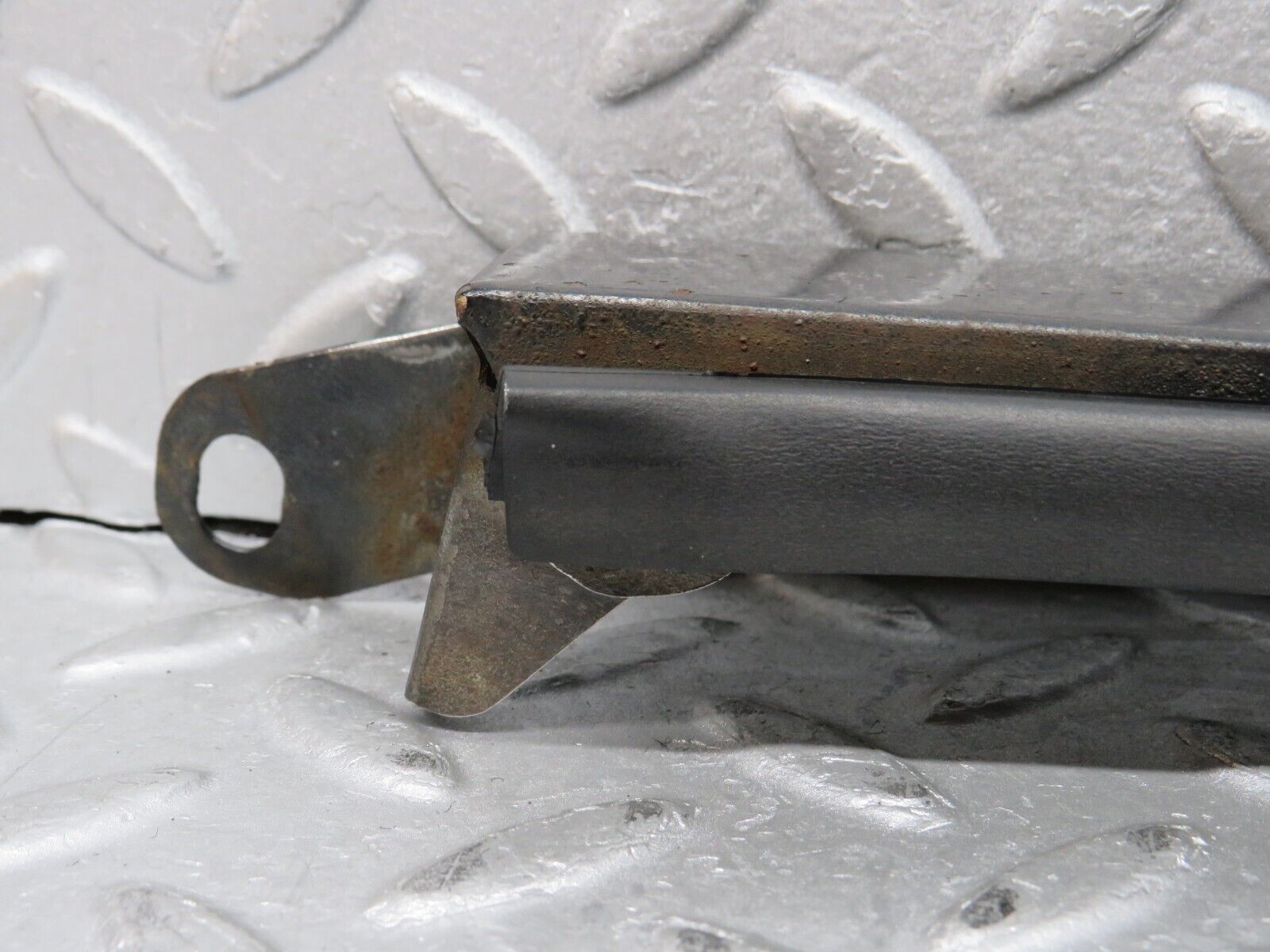 37786 Mercedes-Benz A124 320E Cabriolet Under Headlight Trim Right