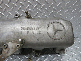 0883 Mercedes-Benz C123 240D Cylinder Head Valve Cover 6160161105