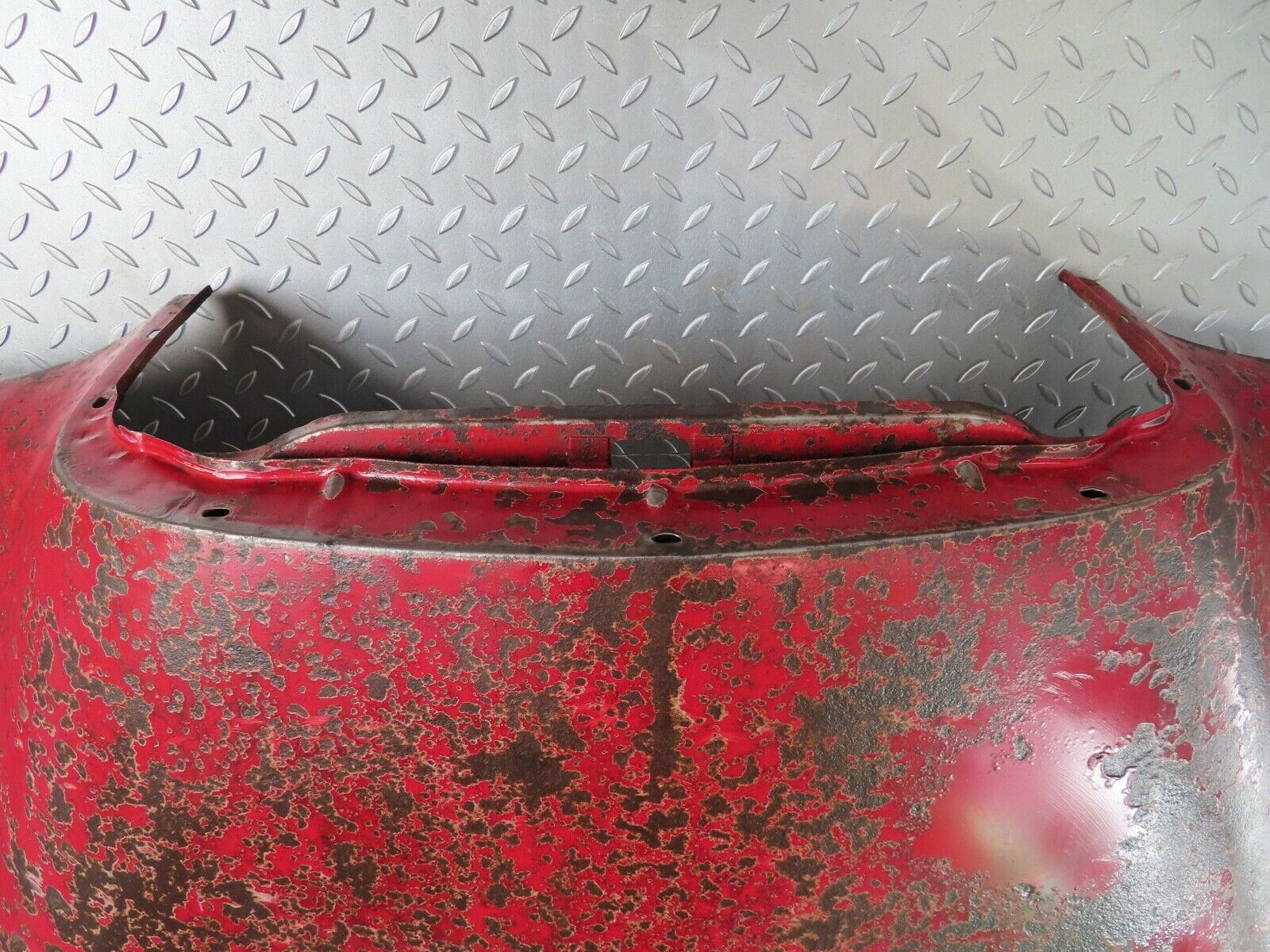 18491 Mercedes-Benz W111 220SE Coupe Bonnet
