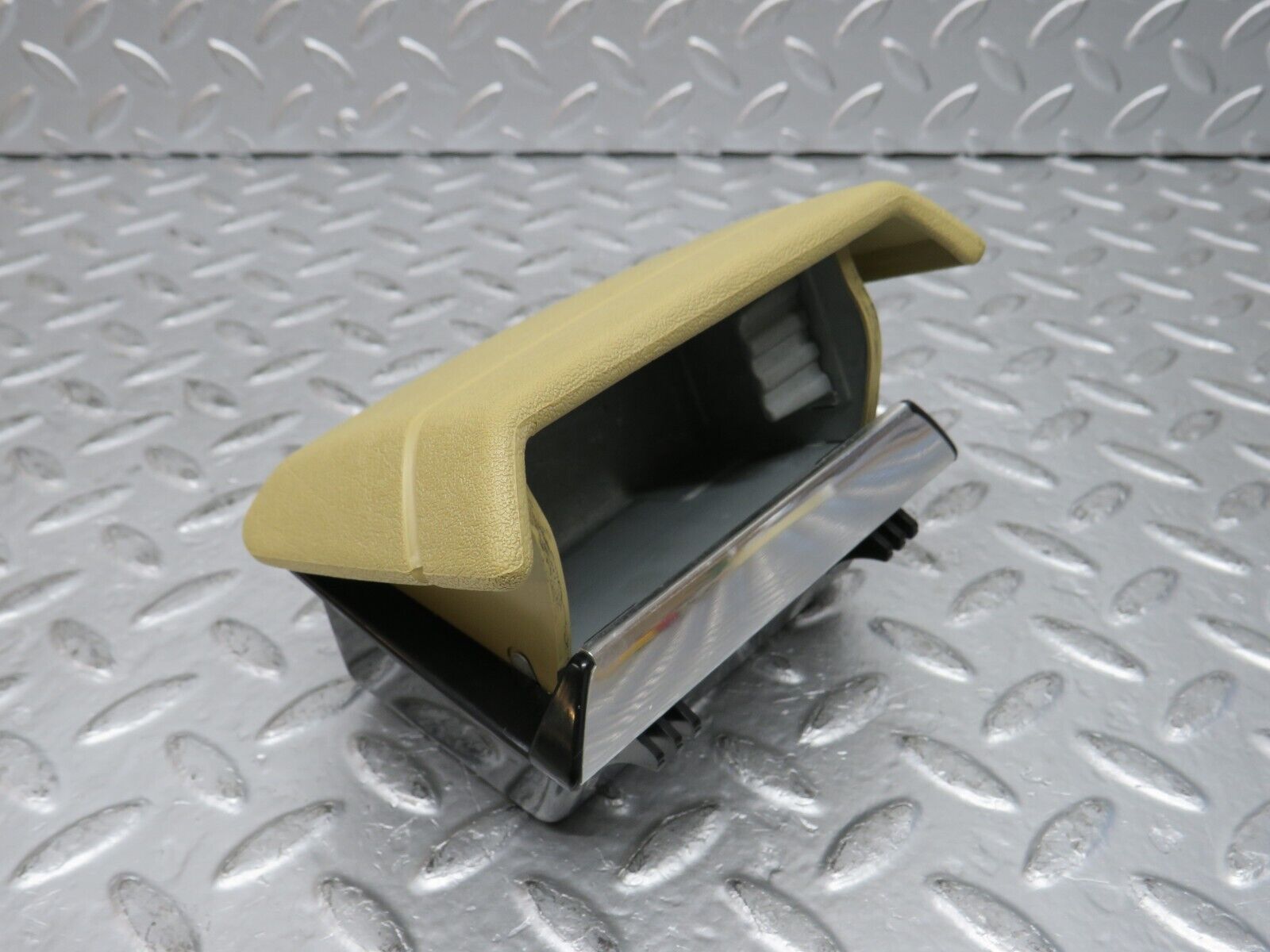29694 Mercedes-Benz W123 230E Rear Door Ashtray