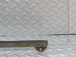 W108 front right door window glass used OEM