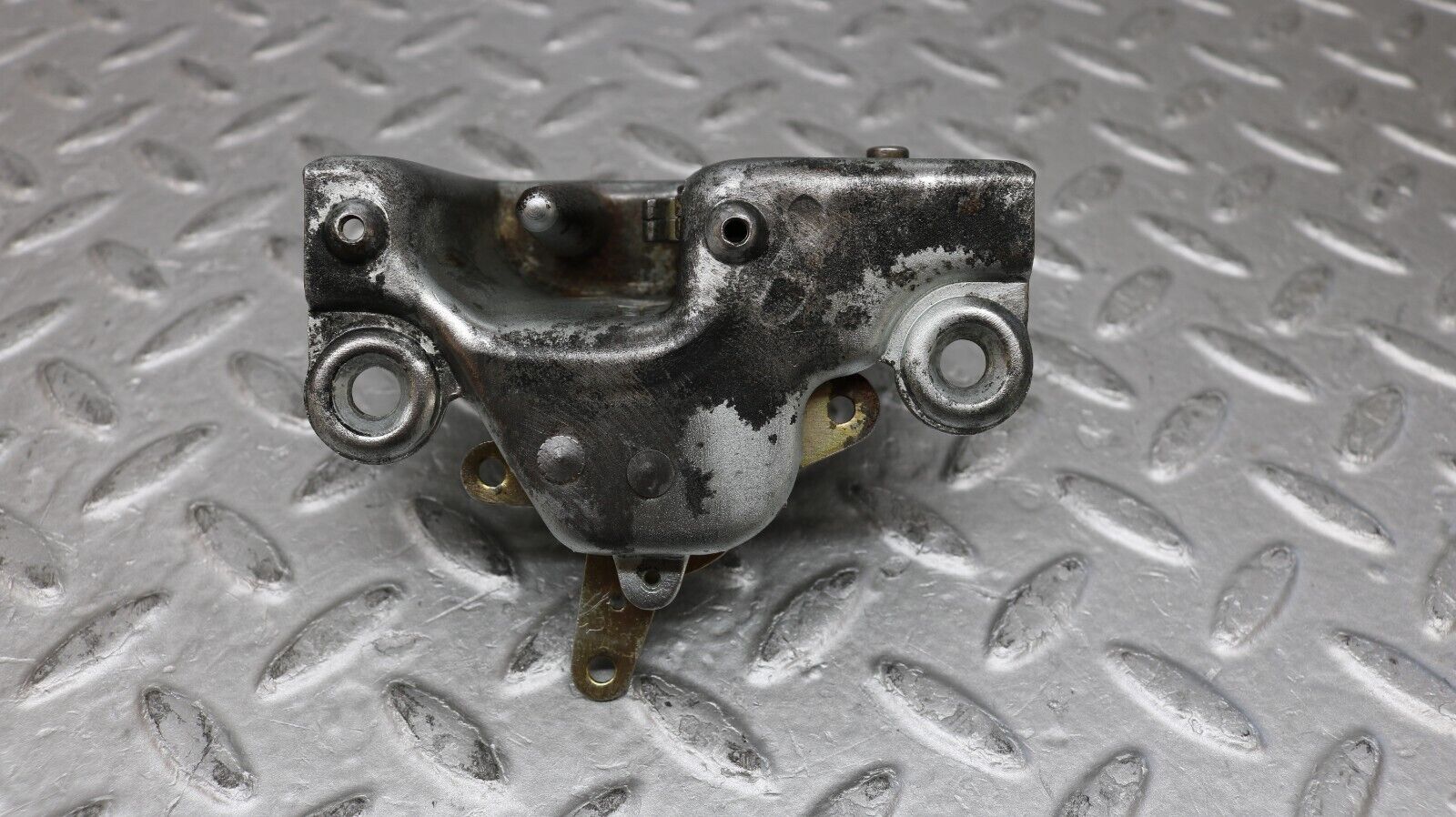 37268 Mercedes-Benz W109 300SEL Rear Right Door Lock Mechanism
