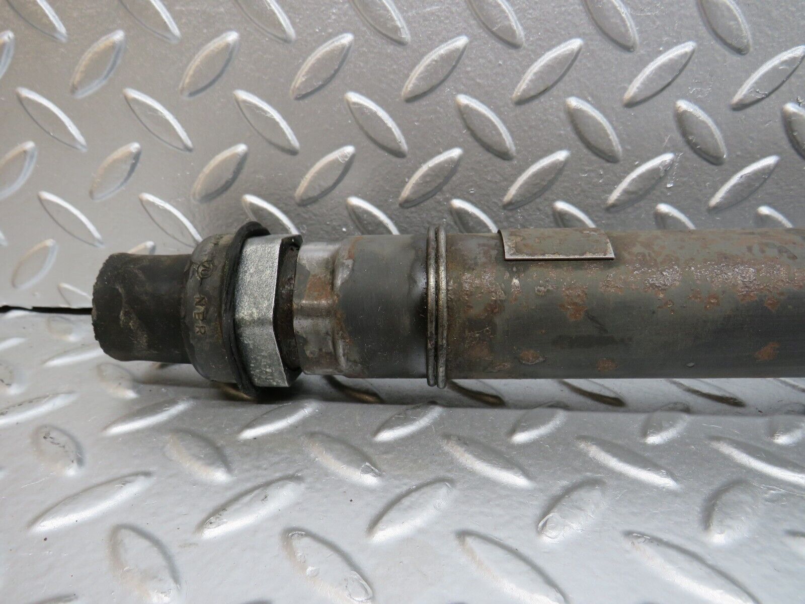 32079 Mercedes-Benz W123 230E Cardan Shaft Prop Shaft 1234111447