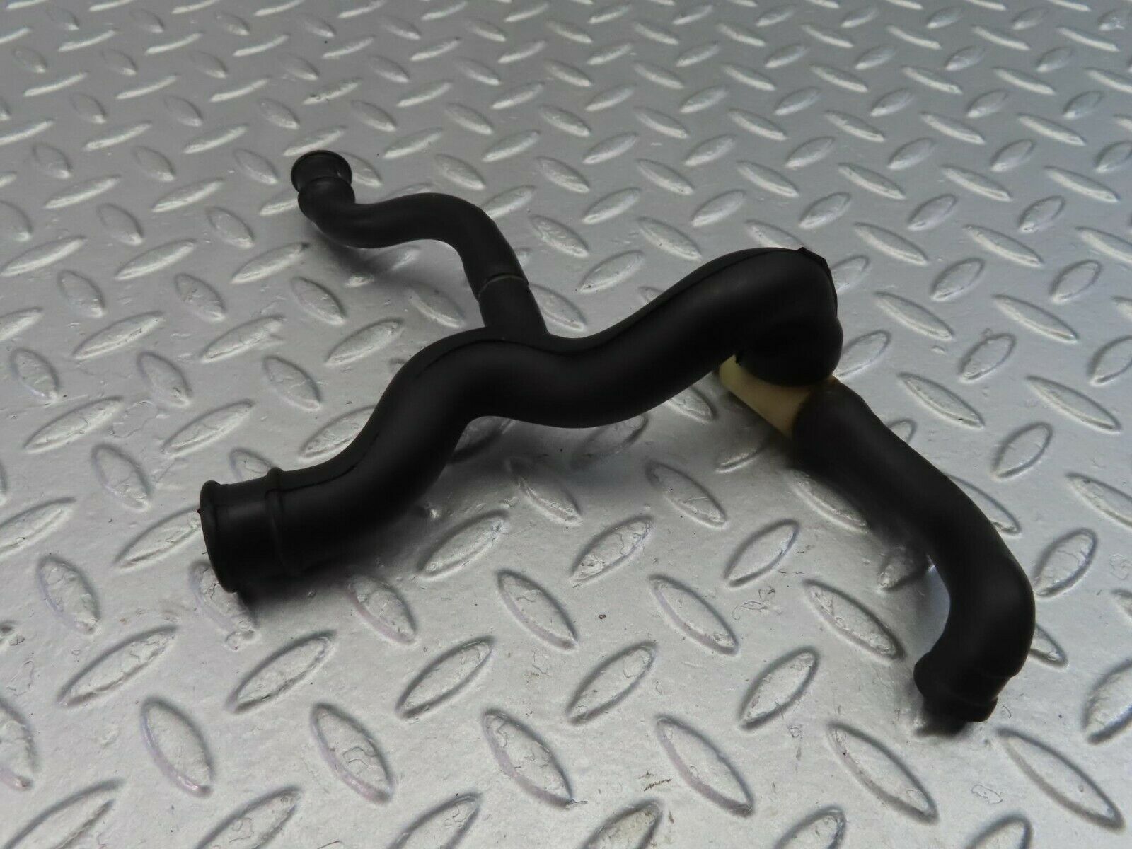 9832 Mercedes-Benz C123 280CE Coupe Air Intake Pipe 1100942882