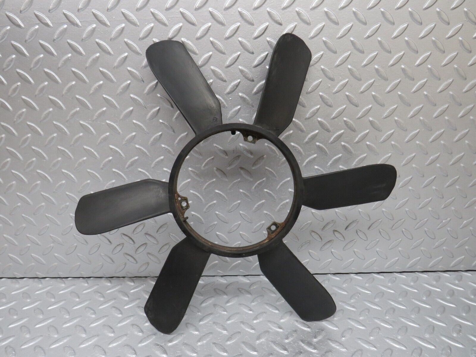 38504 Mercedes-Benz R129 280SL Coupe Engine Cooling Fan 1032000623