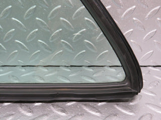 33142 Mercedes-Benz W123 Rear Right Quarter Window Glass 1237350224