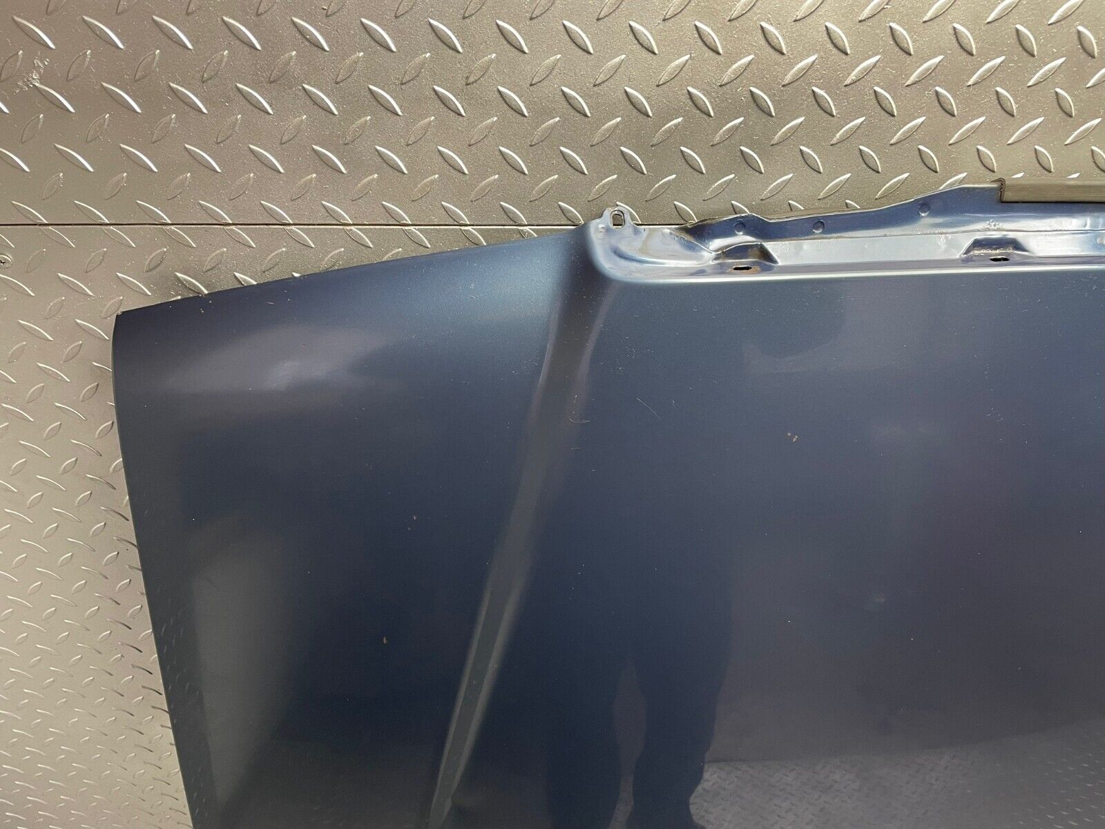 31421 Mercedes-Benz S124 220TE Wagon Bonnet