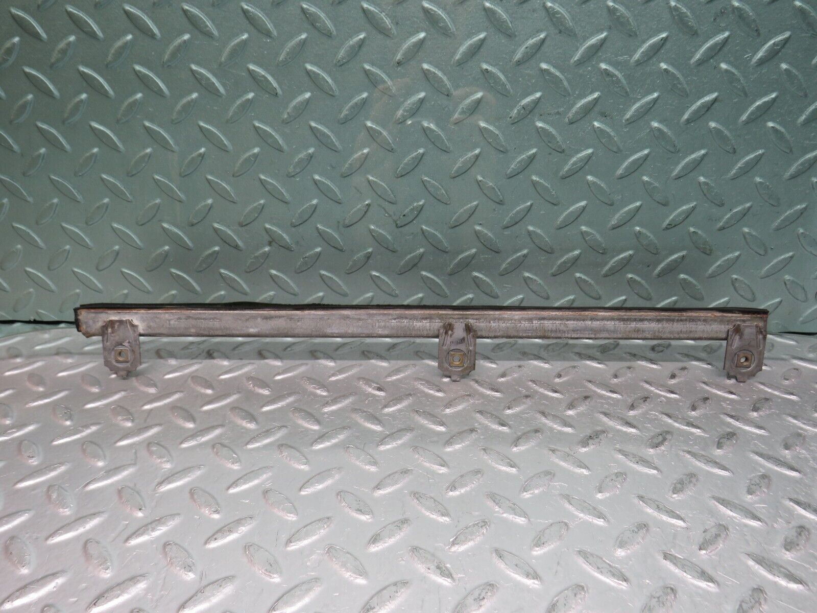 37874 Mercedes-Benz A124 320E Cabriolet Front Right Door Window Glass