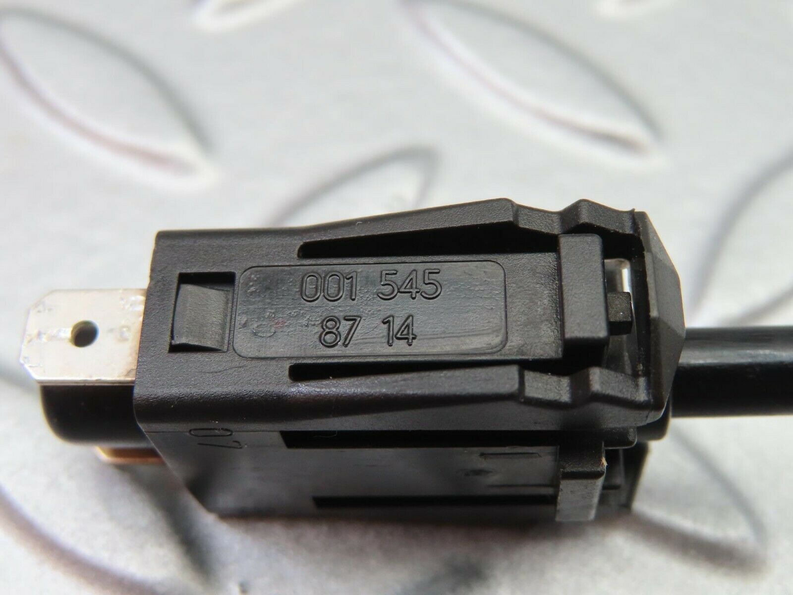 6509 Mercedes-Benz S124 E220 Wagon Door Contact Switch 0015458714