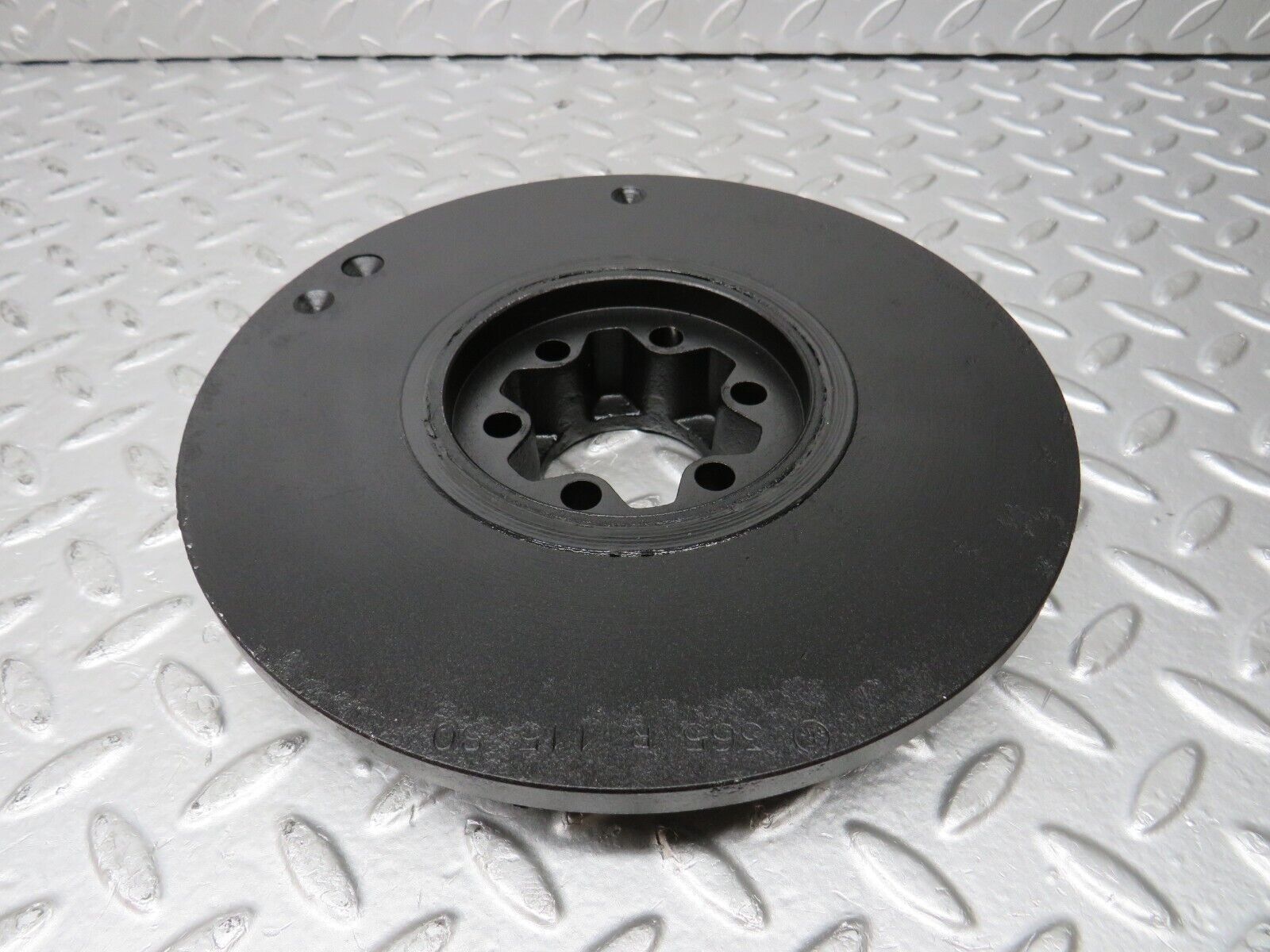 32909 Mercedes-Benz W123 300D Crankshaft Vibration Damper 365R11580